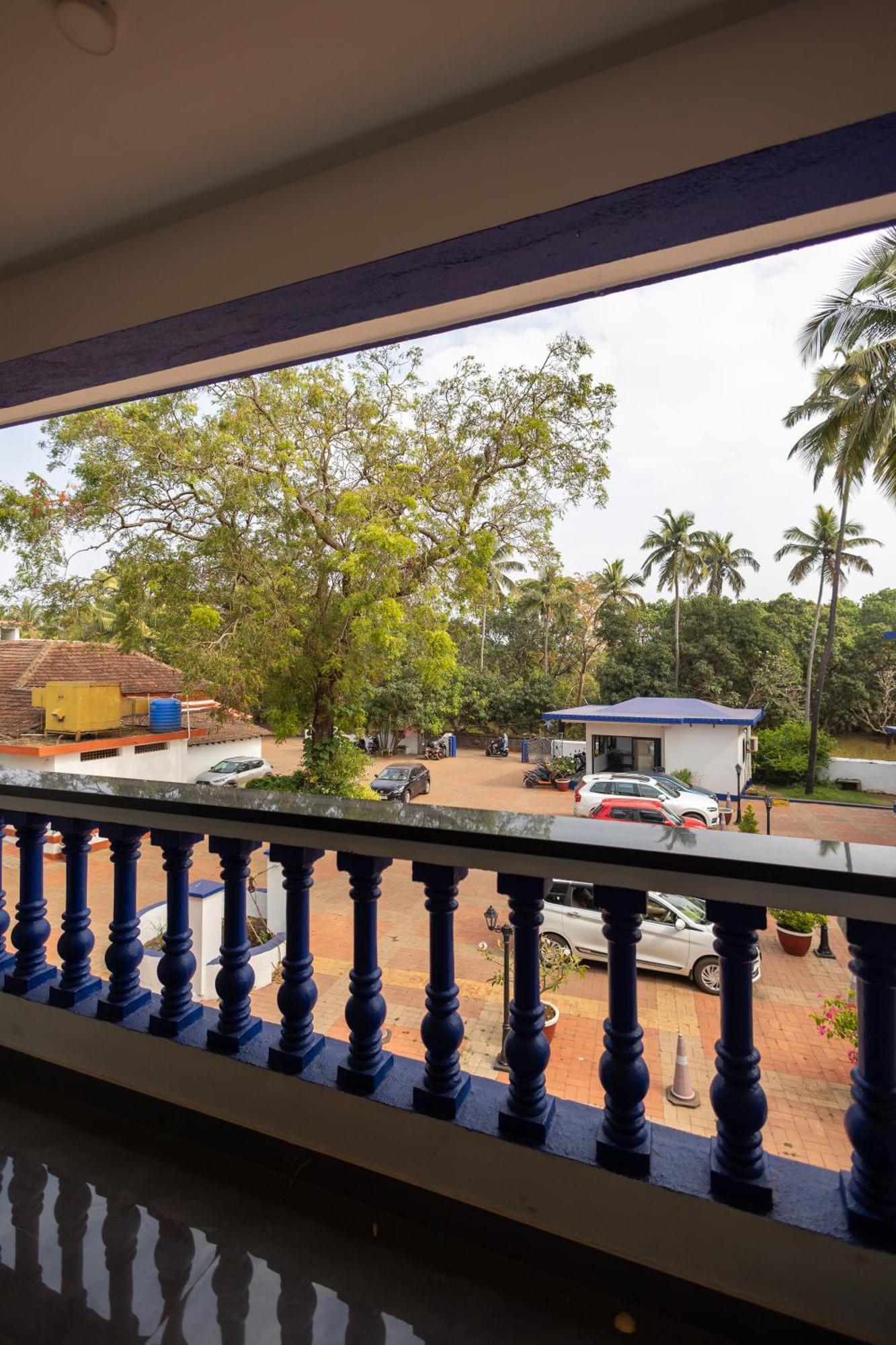 Anjuna Blue Resort Exteriör bild